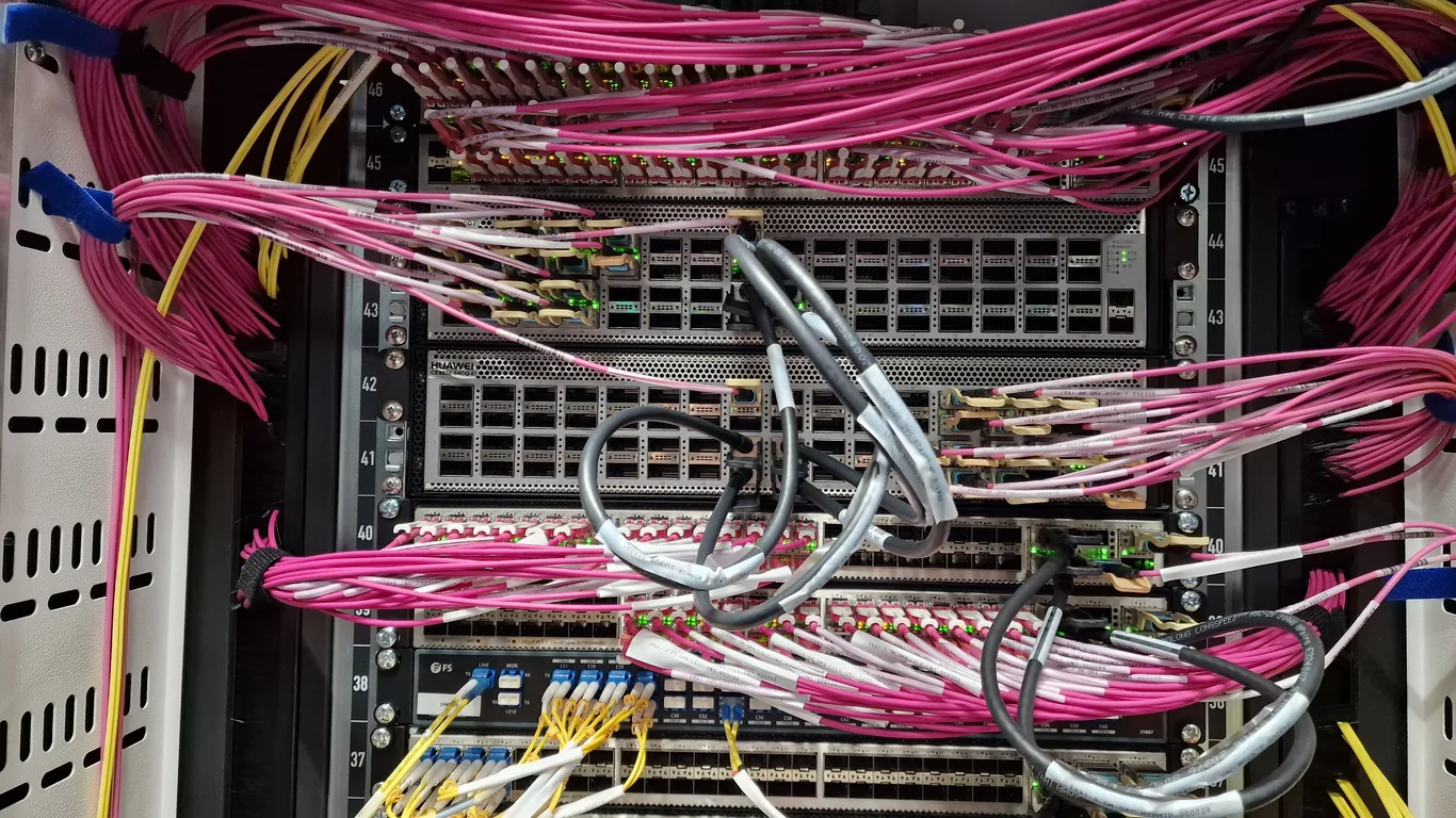 128 Port 100 Gigabit/s QSFP28 Core Switch Stack - Standort FRA1